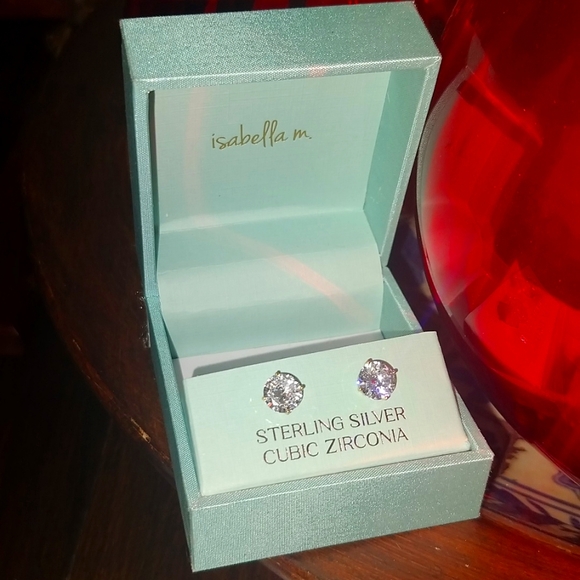Isabella m sterling silver cubic zirconia diamond looking earrings - Picture 1 of 3